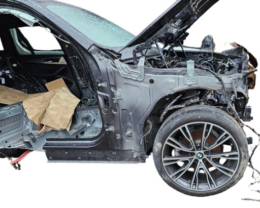 5UX43DPO1N9K82480 - BMW X3 G01 ЧВЕРТЬ СТОЙКИ РАМИ ПРАВА ПЕРЕДНЯ ПРАВА