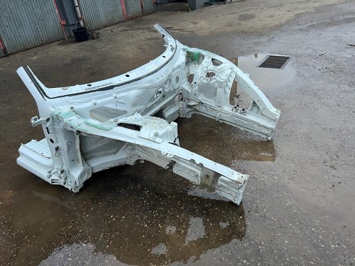 WP0ZZZY1ZLSA69032 - ІДЕАЛЬНА ПЕРЕДНЯ ЧЕТВЕРТЬ ПРАВА PORSCHE TAYCAN 1