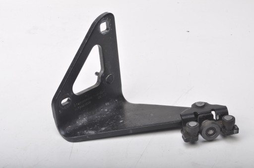 OPEL VIVARO B НАПРАВЛЯЮЩАЯ ЛЕВОЙ ДВЕРИ 93451800