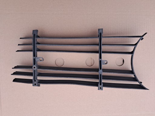 Grille Grille/masque Droit MERCEDES 107 SL SLC 1078881023