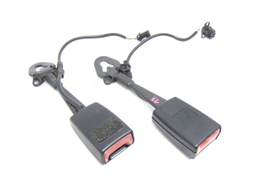 Пряжка ременя ліва передня 8E0857755D AUDI A6 C6 A4