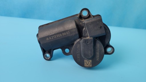 W247 19R выхлопная дроссельная заслонка A2139068601