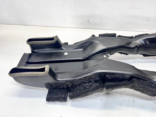 drain POWIETRZNY TUNEL right AUDI A6 C7 4G0857039C