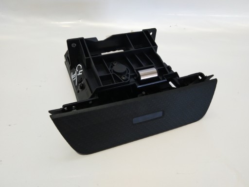 Citroen C4 III 2020R Y0046743 вещевой ящик