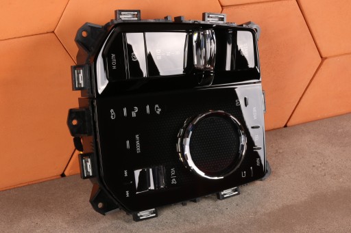 BMW iX I20 switch changes of the gear PANEL IDRIVE SZKLO 5B3CAE9 5B3DE04