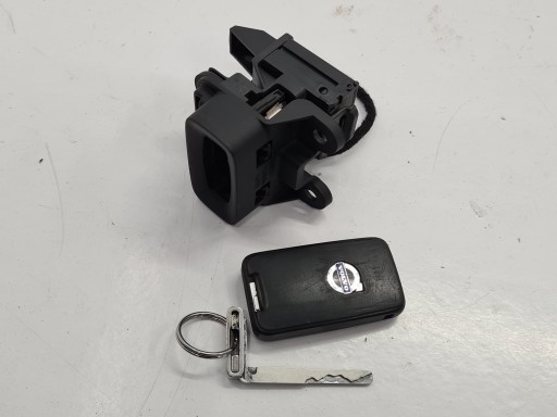 AH4N-15607-AE - VOLVO V60 и 2.0 D ключ зажигания