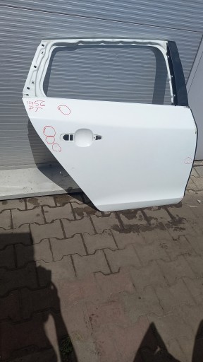 Двері правий задній volvo v60 11r