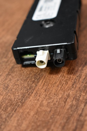 IDEALNY antenna amplifier BMW 1