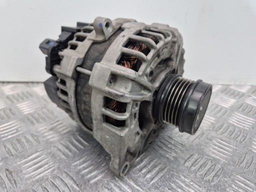 Mercedes GLA200 W156 X156 1.6 Alternator A0009061903 M270.910