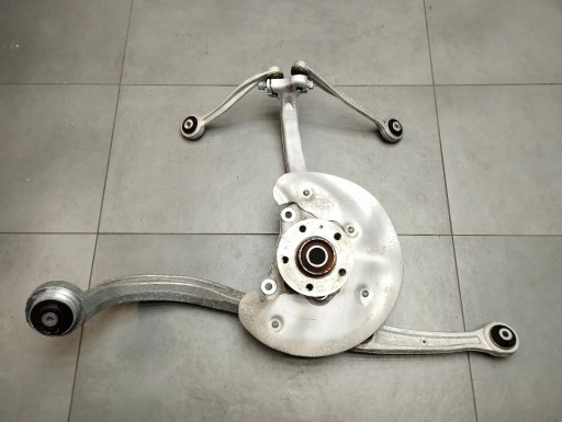 Audi A6 C7 2.0 TDI swing right front of the arm 4G0407242D