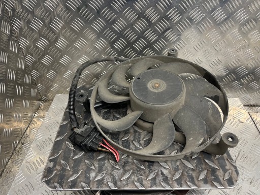 ventilátor chladiča VOLKSWAGEN GOLF 4