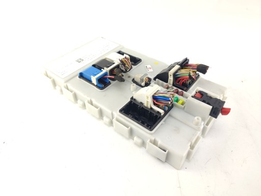 Блок предохранителей fem-модуль bmw f32 (2013-2017) 6825542 5an11af00