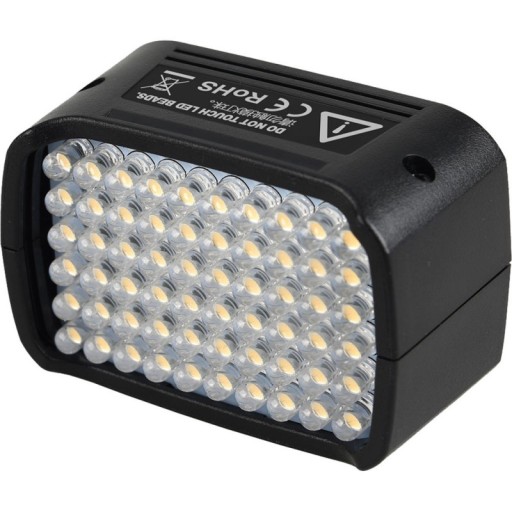 Светодиодная голова Quadralite Reporter 200 TTL C-типа