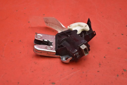 lock bonnet rear part boot 4F5827505D AUDI A8 D3 sedan LIFT 05-07