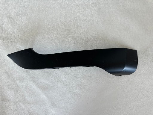 Land Rover Evoque moulding of a bumper front K8D217E785