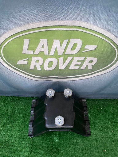 NJH6565 - LAND ROVER DEFENDER КРІПЛЕННЯ ЗАПАСНОГО КОЛЕСА