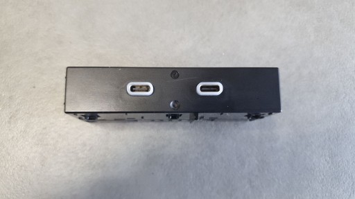 Audi A3 8Y adapter USB 8Y0035736