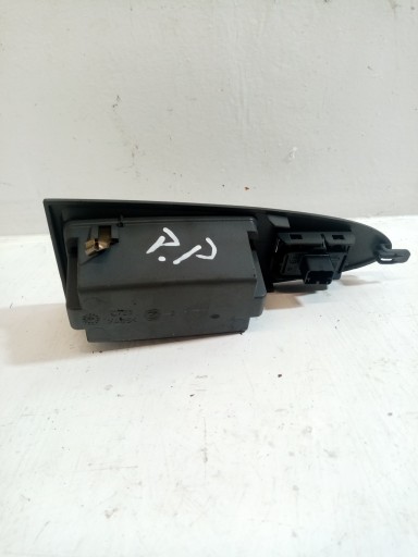 control panel windows of the passenger right front FIAT CROMA 2