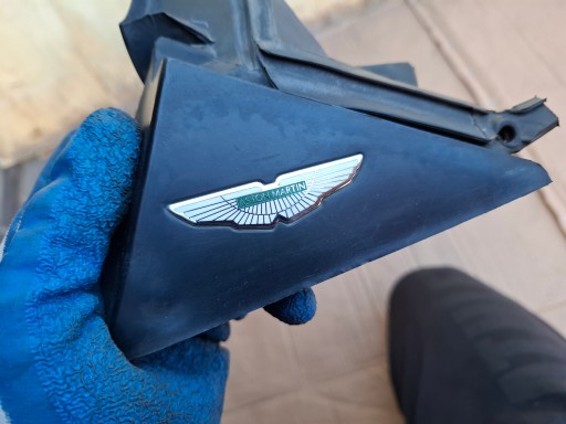 TROJKAT USZCZELNIENIE links heck ASTON MARTIN DB7 VANTAGE CABRIO