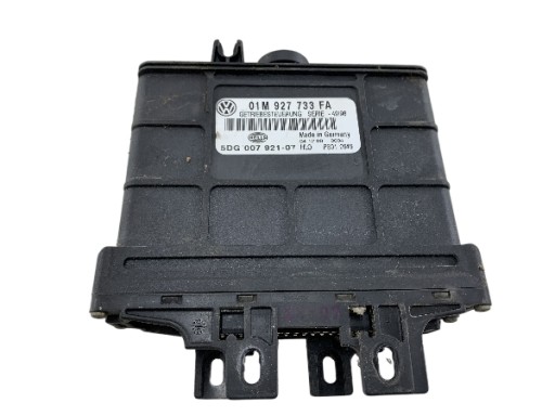VW GOLF IV AUDI A3 8L 1.9 TDI control unit of the engine 01M927733FA