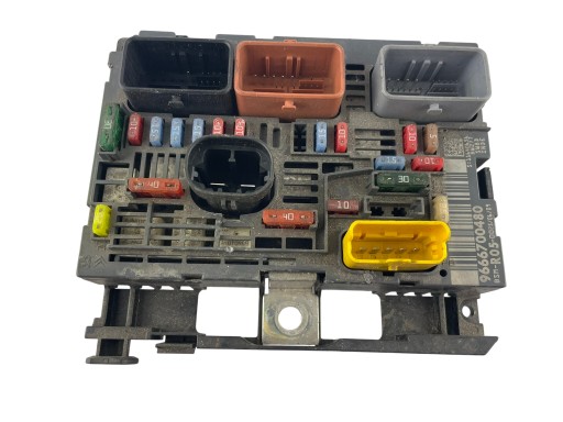 module BSM 9666700480 Citroen C4 et 1.4 16V boîte à fusibles