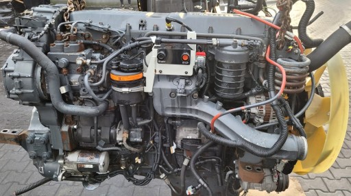 F3GFE611B-C050 - ПОЛНЫЙ ДВИГАТЕЛЬ IVECO STRALIS EURO 6 2015 ГОДА