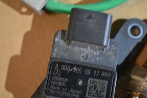 IDEALNY Sensor NOX MERCEDES 1