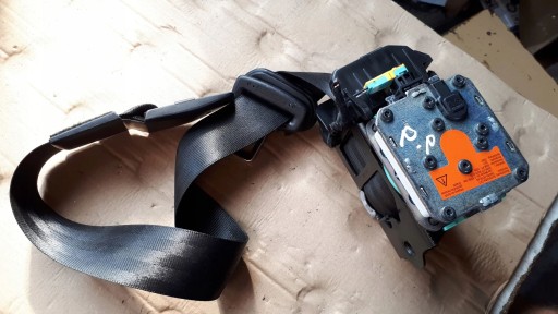 S4 B8 A4 tension belt safety right front 8K1857706H