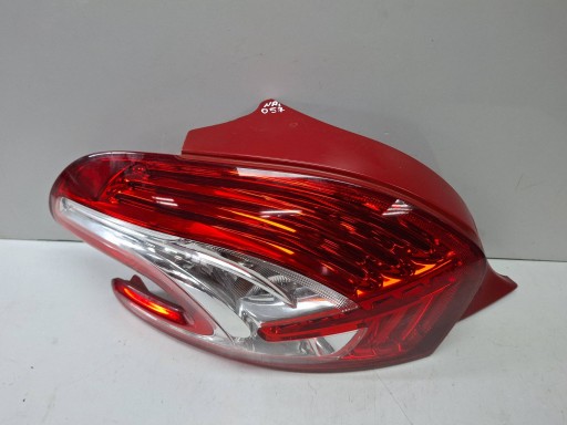 feu arrière gauche 9672628280 PEUGEOT 208 et 2012