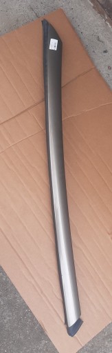 Угловая накладка на лобовое стекло Citroen C4 Picasso, код краски KEBC