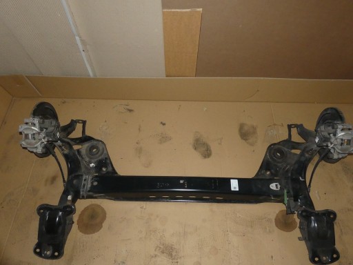 5Q0501115 5Q00501049BH - Dw golf 7 задня підвіска балка 5q0501049bh диски супорти колодки