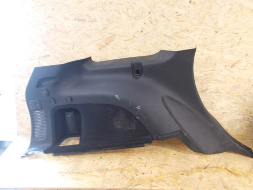 ОББИВКА БАГАЖНИКА ЛІВА JEEP GRAND CHEROKEE 2014