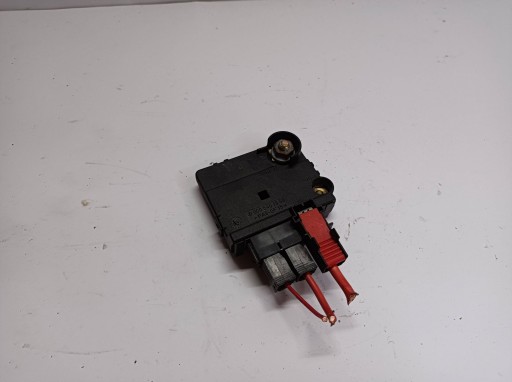 terminal relay of the battery fuse Mercedes-Benz S W220 0005401950