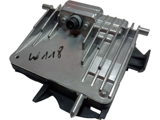 Mercedes-benz cla w118 радарная камера на лобовом стекле a2479008715