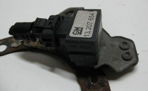 OPEL SIGNUM 07R LIFT Sensor PRZYSPIESZENIA PREDKOSCI Achsträgers 13207654