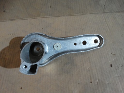 IDEALNY CONSOLLE REAKCYJNY POSTERIORE DESTRA BMW G20 G22 1