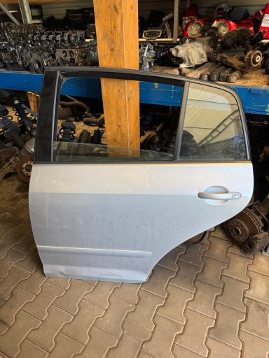 dveře zadní levé levý záď VW Golf V plus LA7W