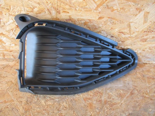grid right of a bumper of the front HYUNDAI I30 III N