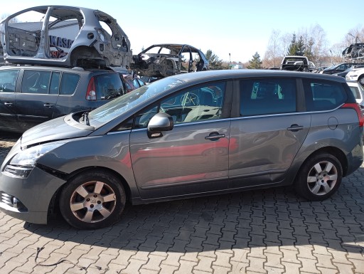 PEUGEOT 5008 a 1 T87 0U 0E dveře předek levé SZARE KTHC