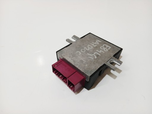module unité de commande électronique uce pompe carburant BMW X1 E84 E88 E90 7276046 (0006040)