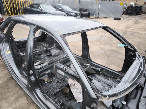 roof quarter AUDI A3 8V 5-door SPORTBACK DLUGIE pillars original !!!