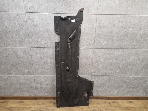 BMW F20 F23 F30 F31 F32 F36 cover covering chassis side left 7241833