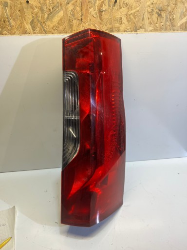 Mercedes Sprinter W907 311 Задній ламп Правий Правий оригінальний Європа