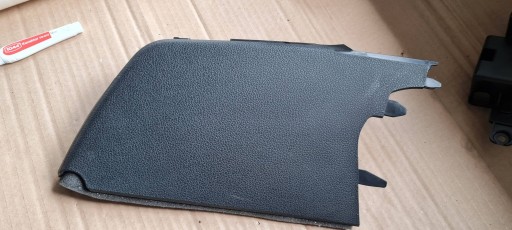 SQ8 4M RSQ8 Q8 cover cap KRAWEDZI supports BOCZNEJ left 4M8868605