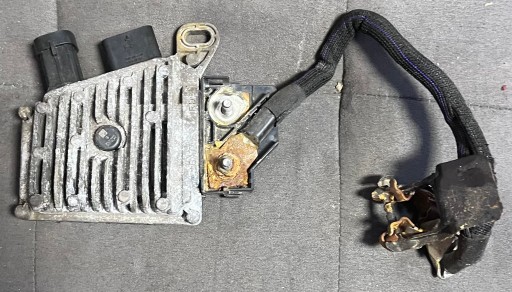 Модуль контролера старт-стоп peugeot 3008 508 e-208 corsa f 9842654880