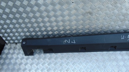 moulding threshold left MERCEDES ML W164 A1646900740