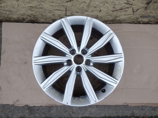 AUDI A6 C8 8.5 J x 19 5x112 ET 40 disk hliníkový