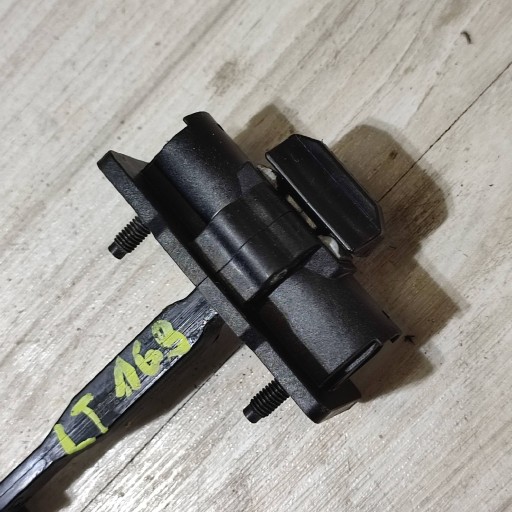 limiter door tylnych rear part side left Opel Corsa F