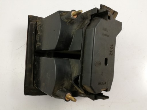 indicator SEAT TOLEDO and (1L) 1.6 and rear part right 961638 HELLA