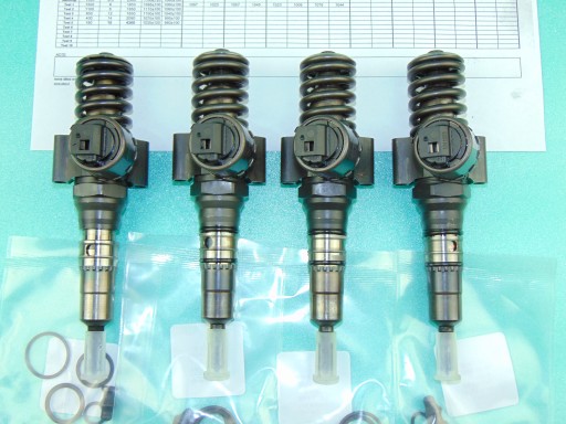 Einspritzdüsen 2,0TDI BRE BLB BKD 03G130073G+ 0414720404 Komplet + Uszczelki